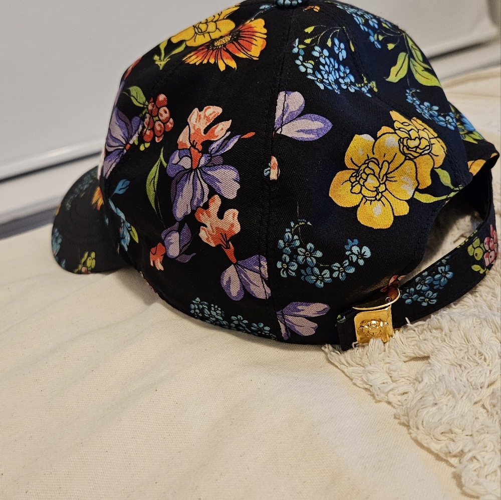 Authentic Versace Floral cap - Picture 2 of 9